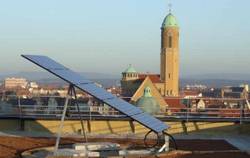 Photovoltaikanlage auf dem Dach der Stadtwerke